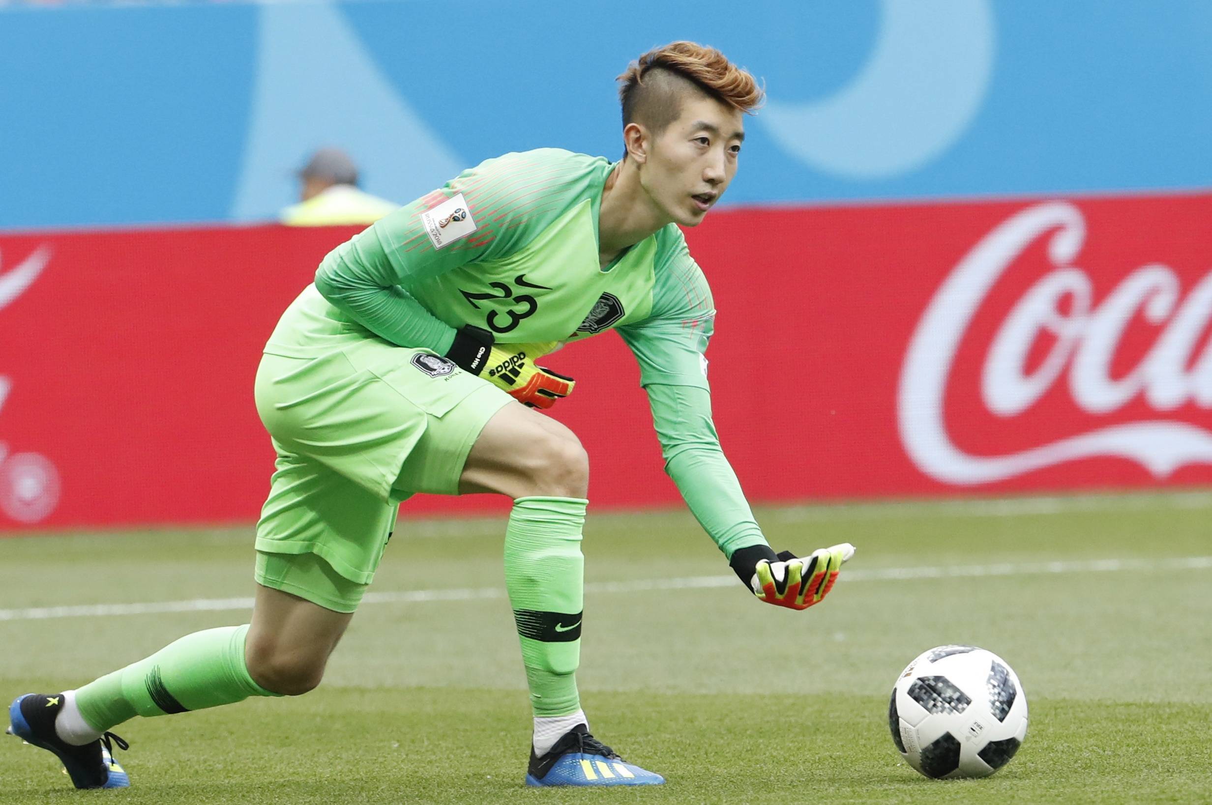 关于热刺宣布签下新援，加强中场实力的信息