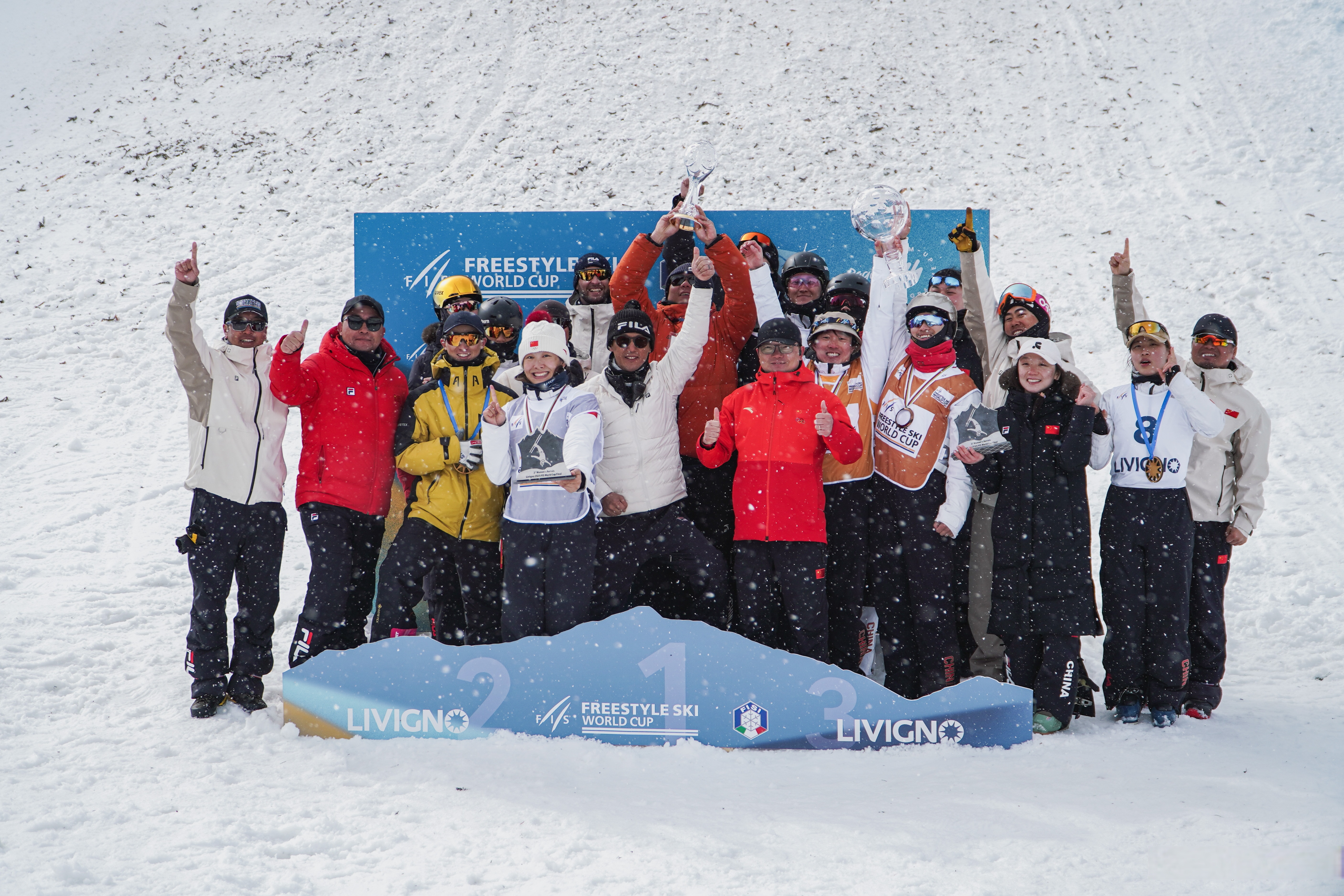 加拿大运动员训练刻苦迎接比赛的简单介绍 加拿大运动员训练刻苦迎接比赛的简单介绍