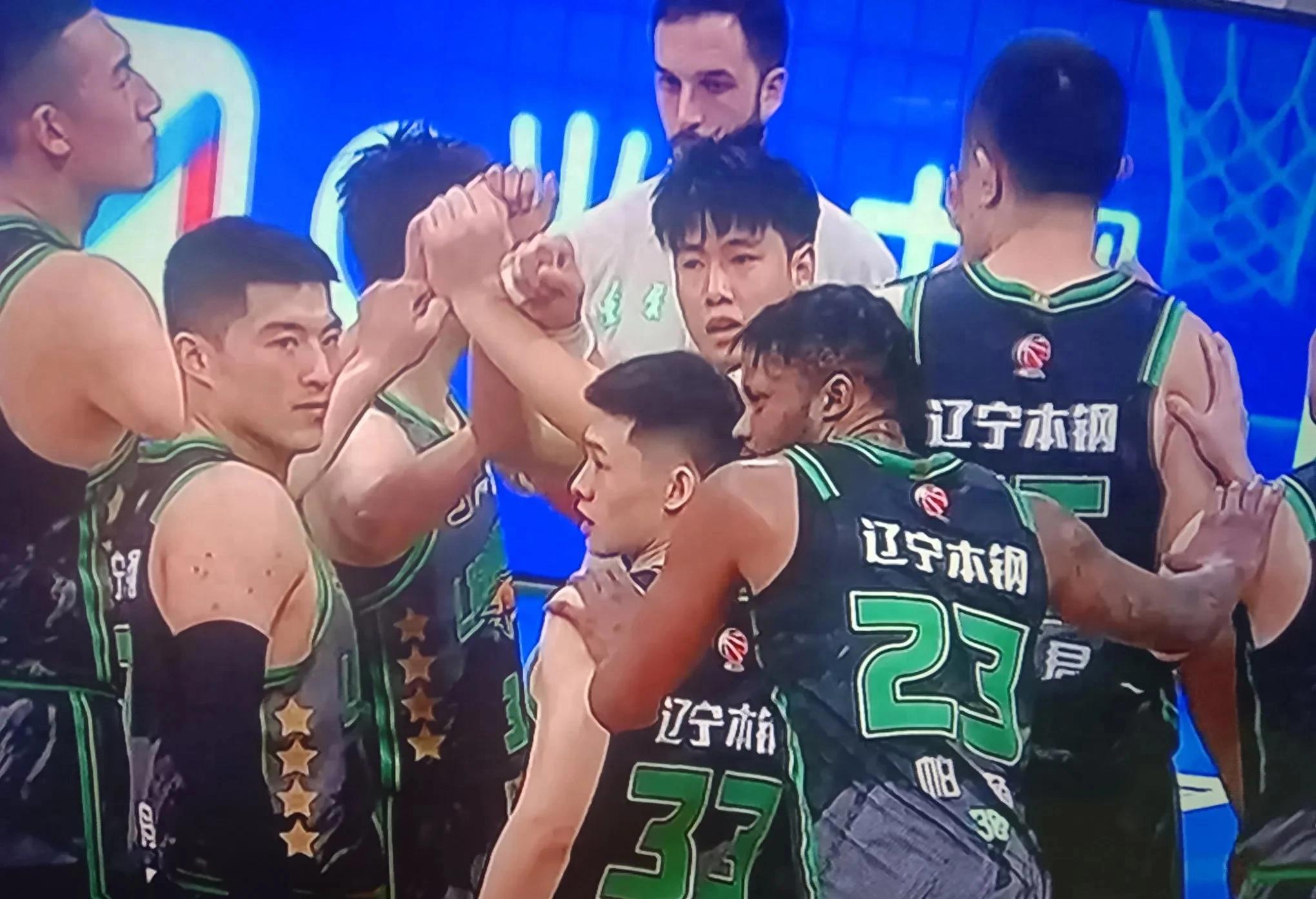 辽宁河北队客场战胜,激烈对决成功压制对手的简单介绍 辽宁河北队客场战胜,激烈对决成功压制对手的简单介绍