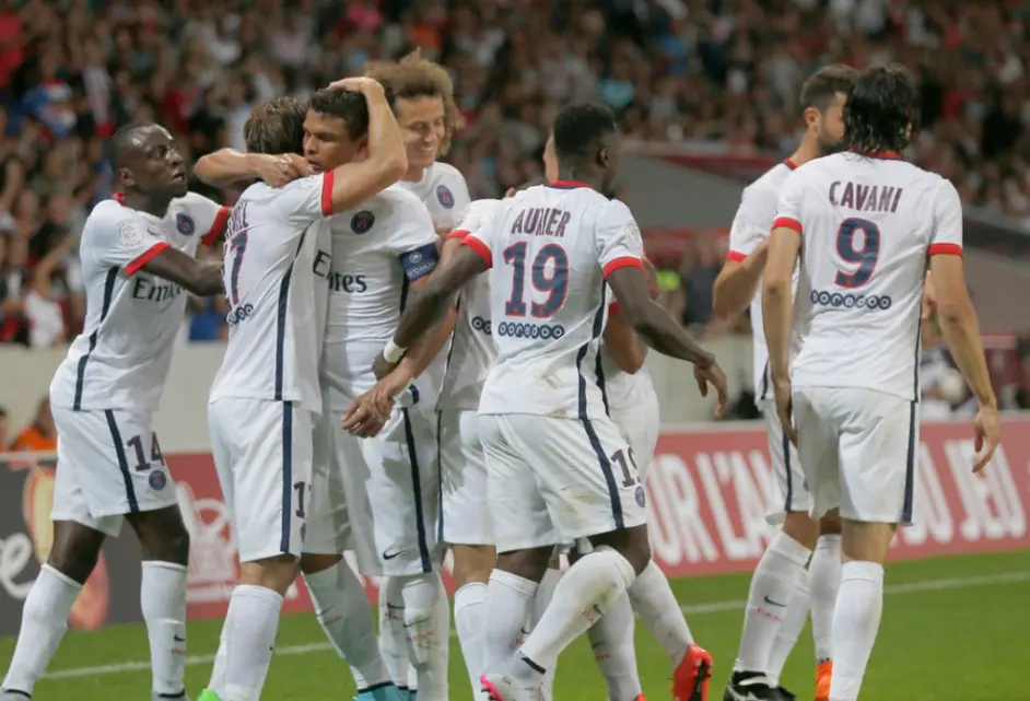 雷恩俱乐部在法国足球联赛中继续奋斗 雷恩俱乐部在法国足球联赛中继续奋斗