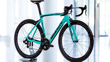 冲刺最后一刻！意大利自行车选手斩获金牌