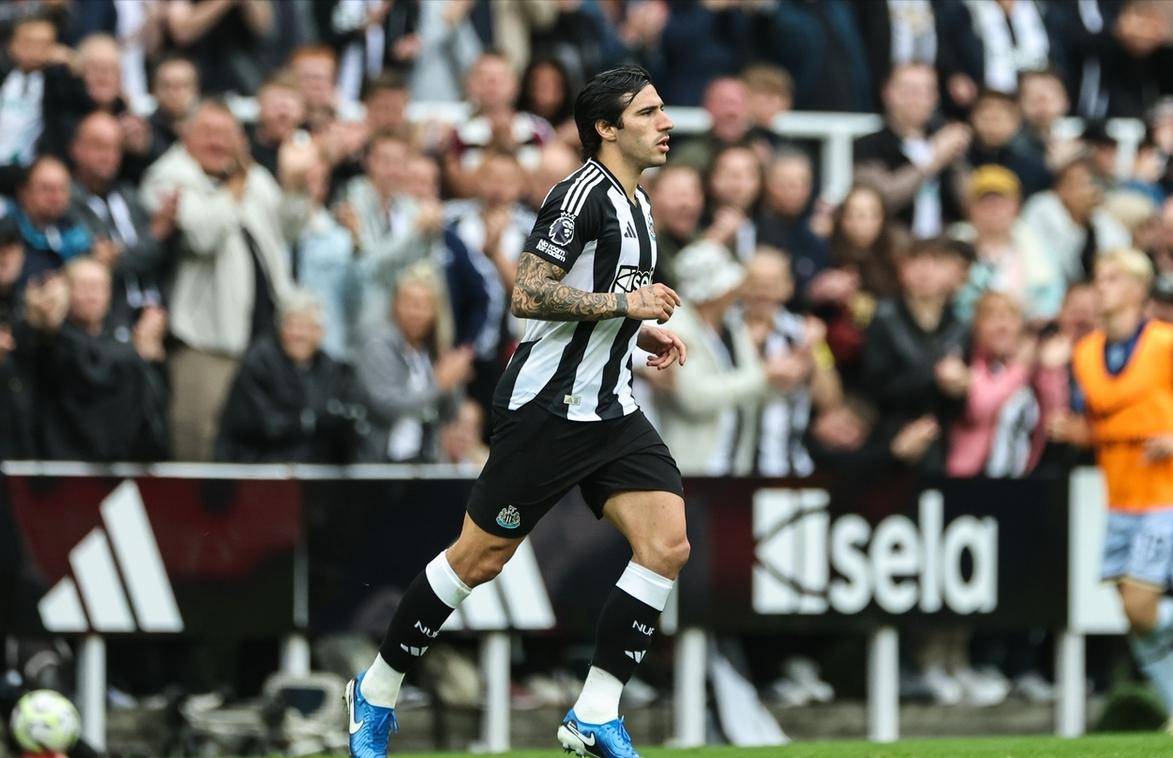 开云体育登录-关于大卫路易斯：曼城成功晋级，无奈巴萨尤文意味欲崛起的信息