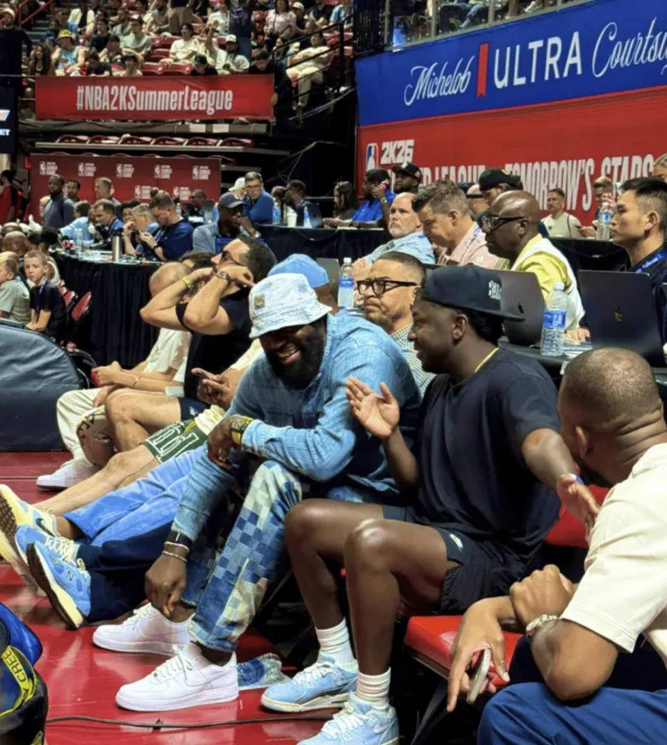 开云体育官网入口-NBA激动人心的季后赛比赛即将开拍，球迷热切期待的简单介绍