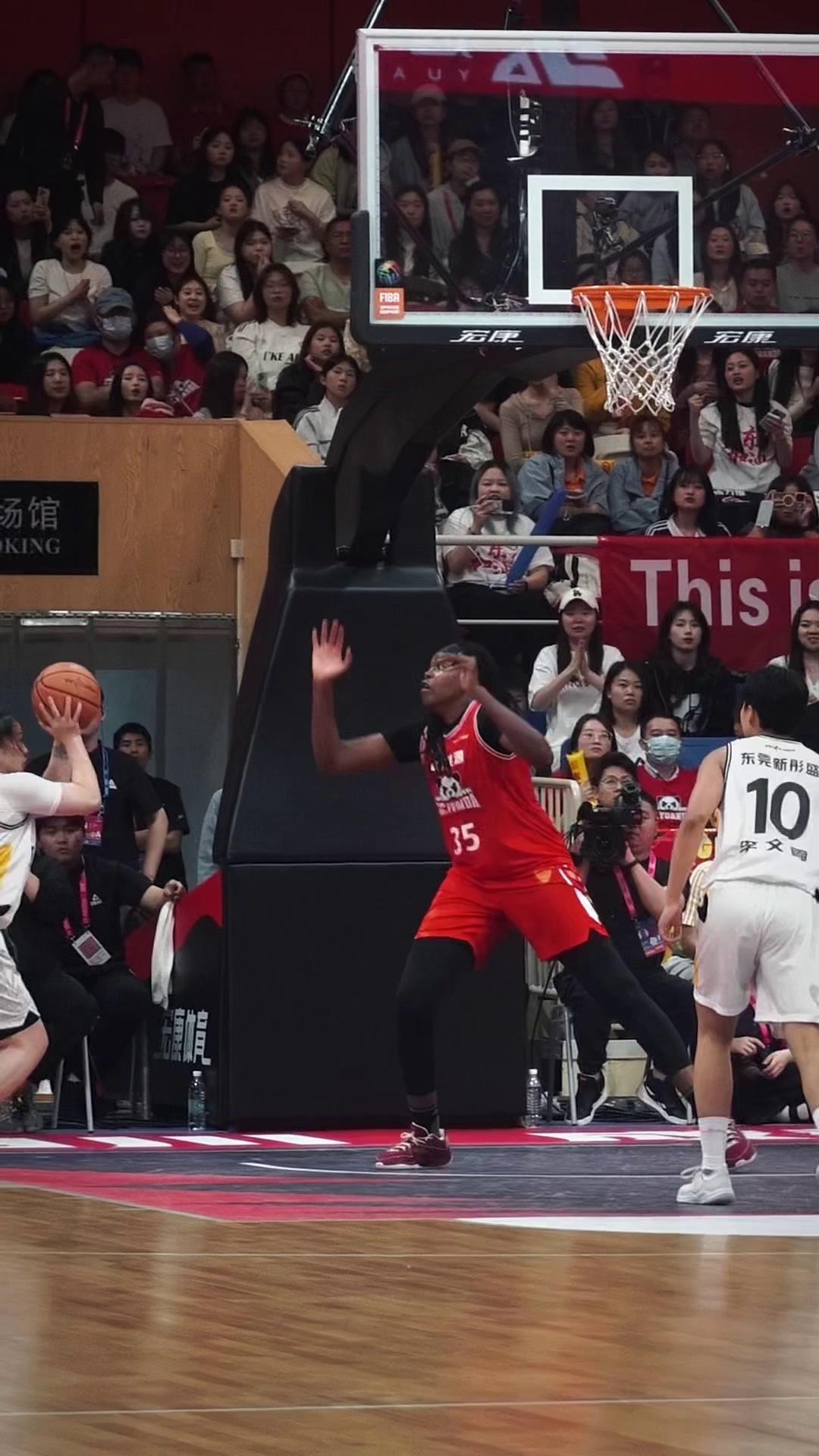 开云体育平台-国际赛事中的团队配合和默契令人称道