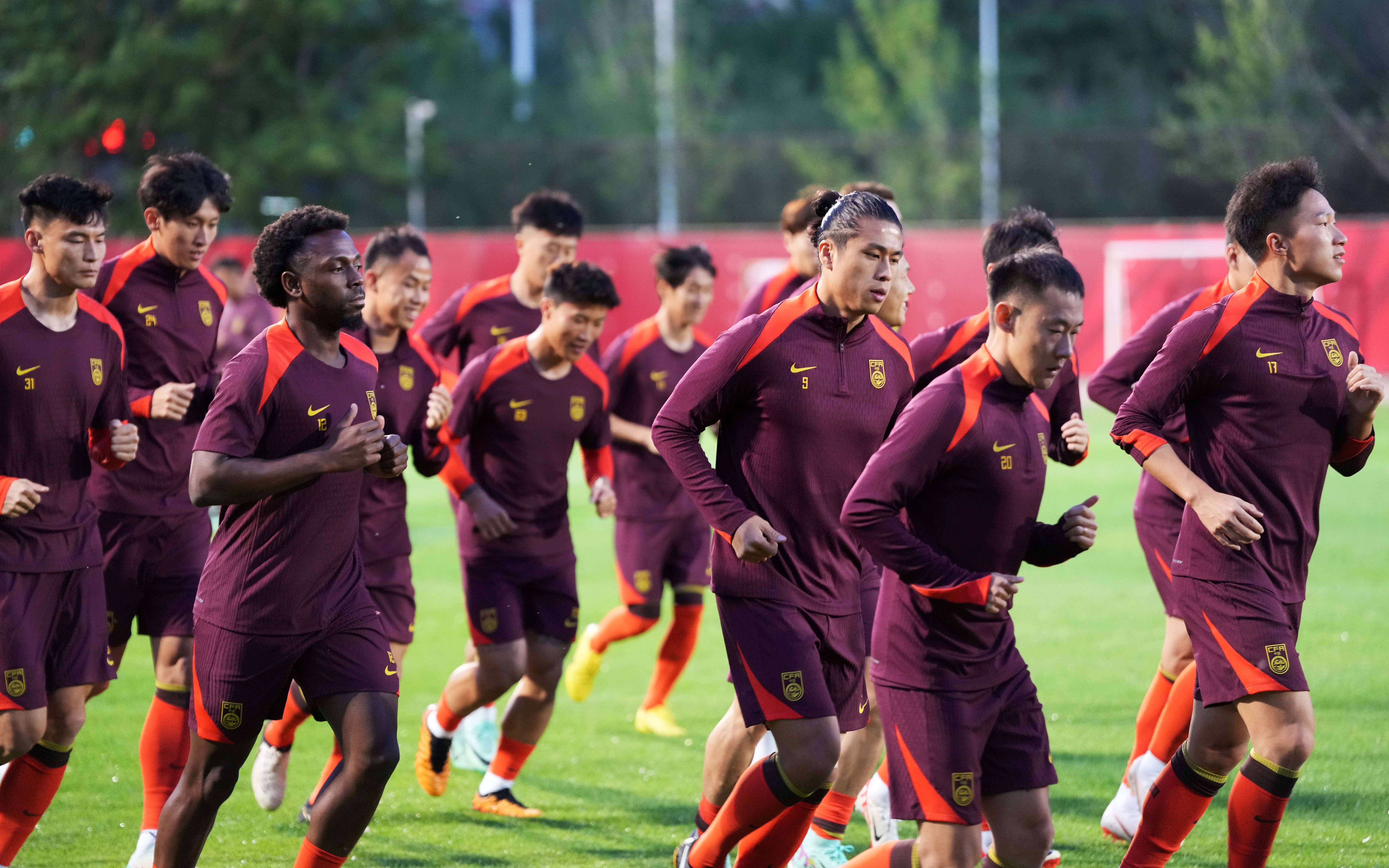 球队训练情况曝光,备战状态令人期待 球队训练情况曝光,备战状态令人期待